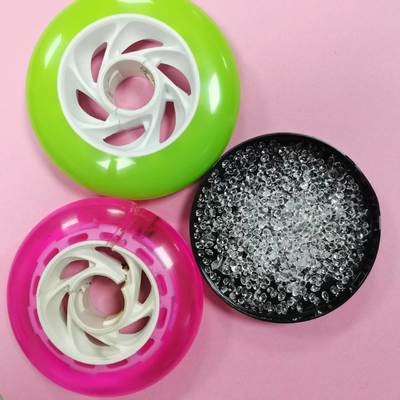 مادة TPU الخام لـ Caster صلابة جيدة: الشاطئ 74-85D لخيار مقاومة الارتداء ، مقاومة التآكل. طول العمر ، مقاومة درجات الحرارة المنخفضة / العالية ، اختيار جيد للزلزلات