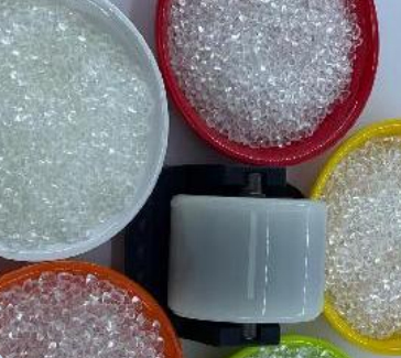 مادة TPU مضادة للكهرباء الساكنة صلابة 90A 64D خاصية ثابتة مضادة للكهرباء الساكنة على المدى الطويل