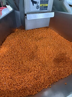 تصنيع السعر ملون متطابق مواد TPU مع قوة الدموع العالية وقوة معززة مناسبة لتطبيقات صب الحقن